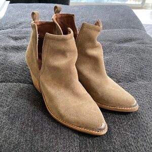 Jeffrey Campbell Suede Steel Toe Ankle Boots size 8
